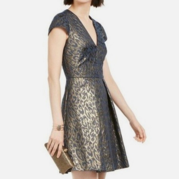 Vince Camuto Jacquard Cap Sleeve Fit and Flare in Navy and Gold Animal Print - Picture 4 of 14